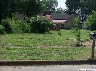 418 4th Ave SW, Decatur, AL 35601