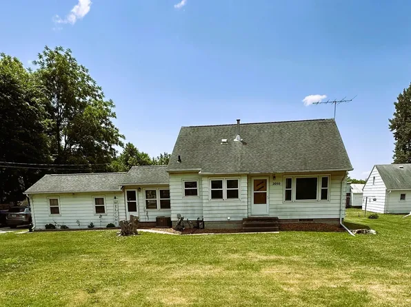 2050 Independence Ave, Waterloo, IA 50707