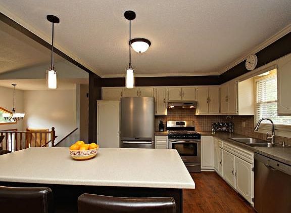 You will love the tile back splash and stainless steel appliances.