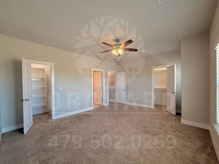 3012-3022 N Conway Dr — Photo 17