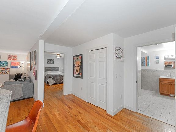 3rd image of 2520 Kennedy Blvd APT 1J