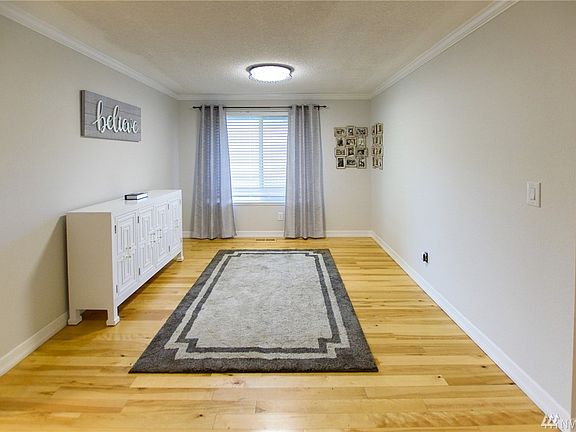 5th image of 9621 Onyx Dr SW
