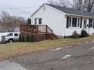 22 Penobscot St, Worcester, MA 01606