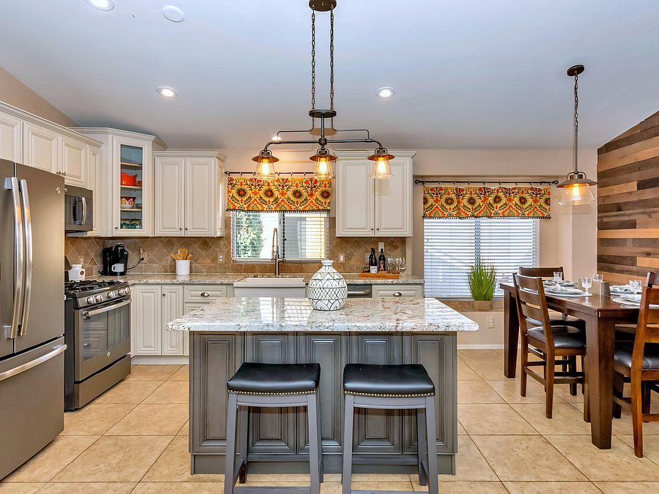 1st image of 150 W Villa Theresa Dr