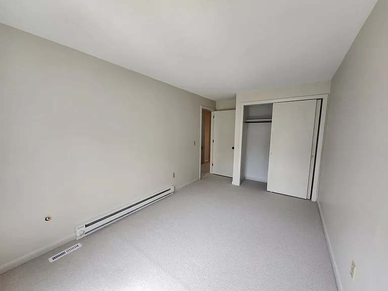 10 Winston Ct — Photo 7
