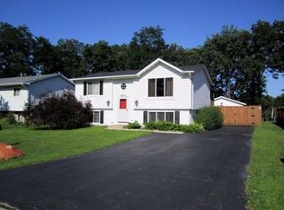 9233 8th Ave, Pleasant Prairie, WI 53158