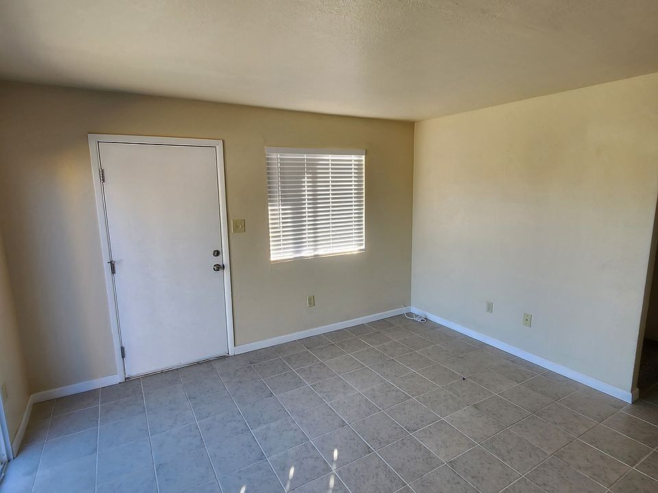 1st image of 736 S 19th Ave APT A