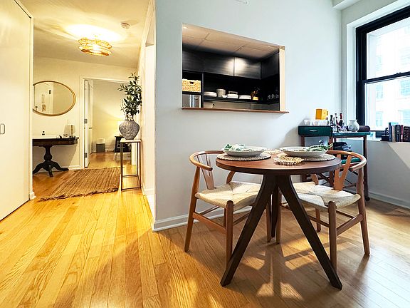 4th image of 56 Pine St APT 15D