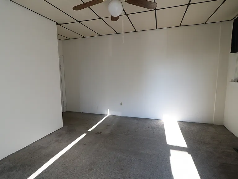 52 W McMillan St — Photo 12