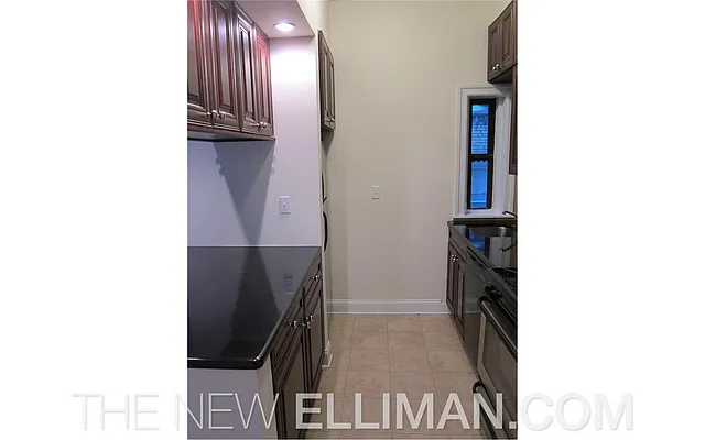 Rented by Douglas Elliman | media 22