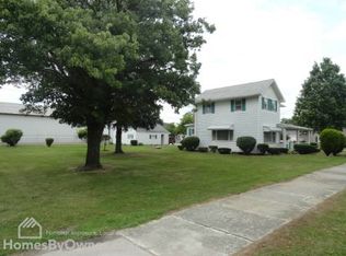 137 N Main St, Bradner, OH 43406