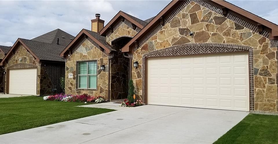 1st image of 1400 Katy Dr