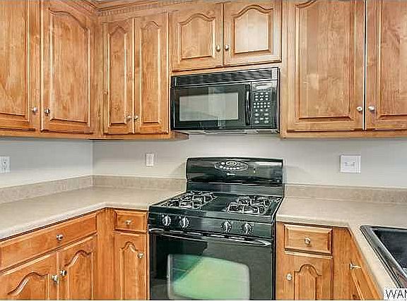 4th image of 3131 Palmetto St