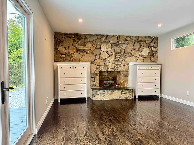 1512 Manzanita Ln — Photo 9