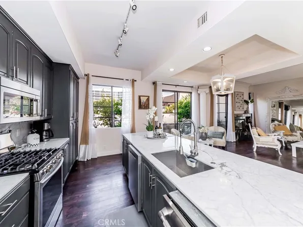 234 S Gale Dr APT 209, Beverly Hills, CA 90211