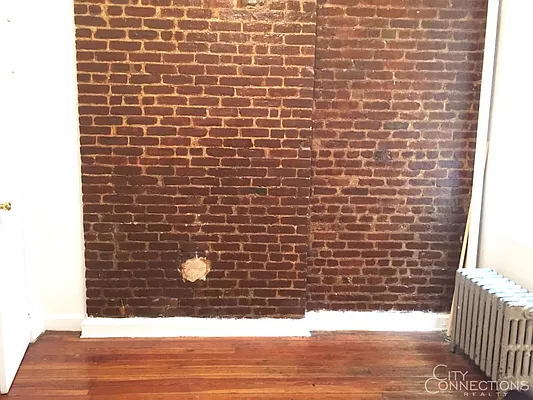 Rented by City Connections Realty | media 28