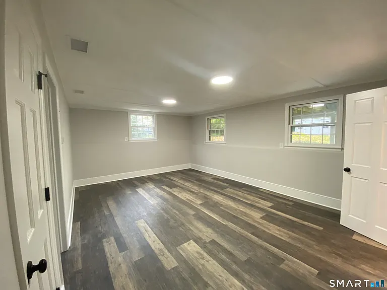 65 Cherry Ln — Photo 10