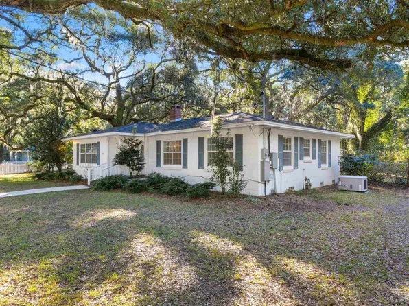 4449 Garcon Point Rd, Milton, FL 32583