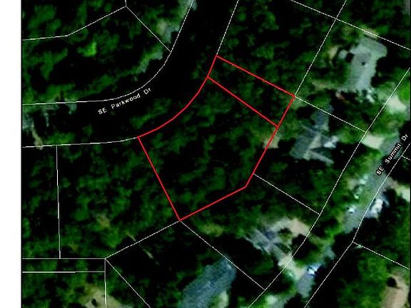4th image of 1440 SE Parkwood Dr
