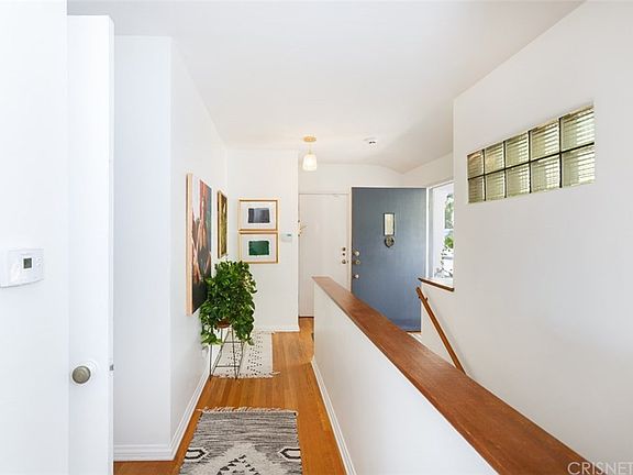 5th image of 2946 Belden Dr