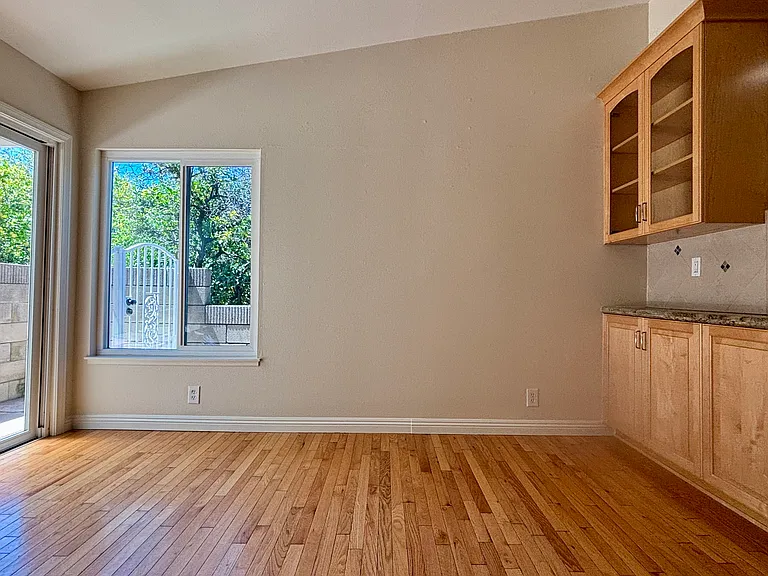 21536 Carriso Rd — Photo 11