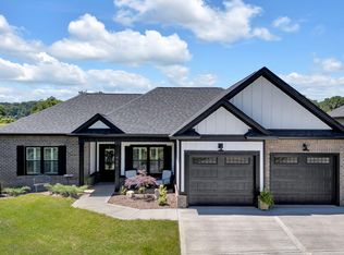 966 Shadyside Dr, Kingsport, TN 37660