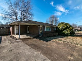 138 Hampton Ct, Poplar Bluff, MO 63901