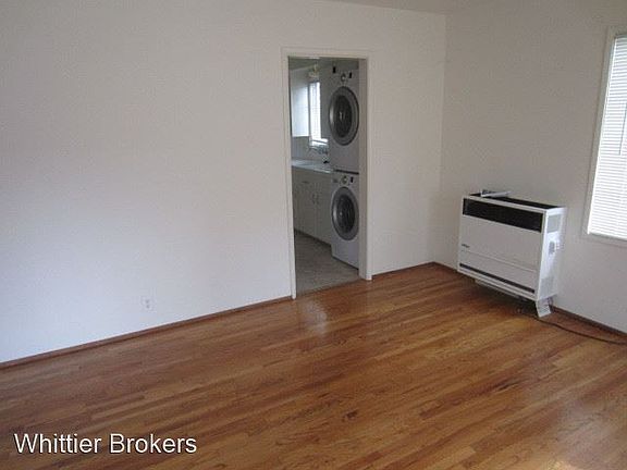 3rd image of 6706 S Pickering Ave #1/2