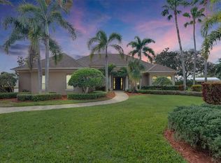 870 Maple Ridge Dr, Merritt Island, FL 32952