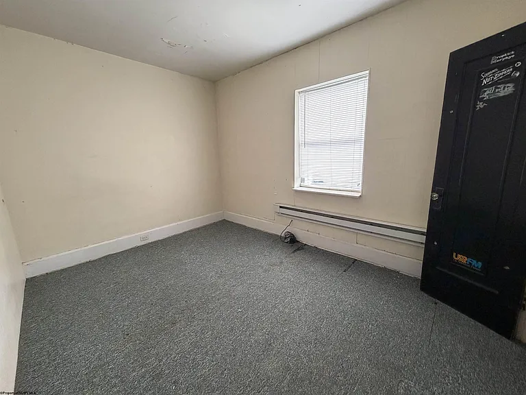 662 Spruce St — Photo 11