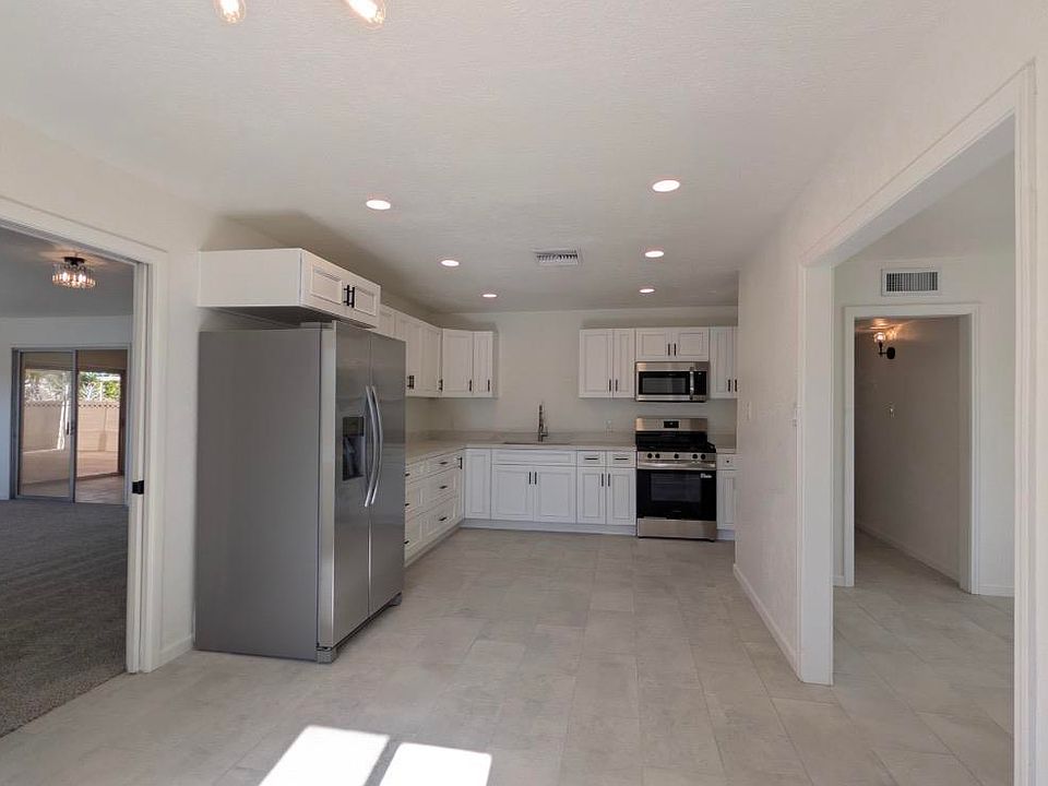 2536 S 7th Ave, Yuma, AZ 85364 | MLS #20261224 | Zillow