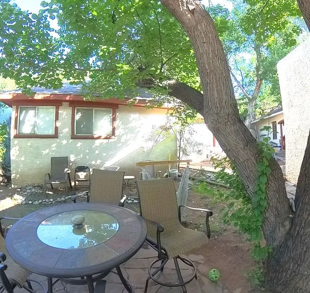 364 Ruxton Ave — Photo 2