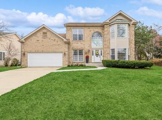 129 N Manchester Ln, Bloomingdale, IL 60108