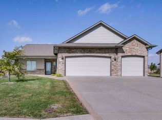 1125 N Beau Jardin St, Derby, KS 67037