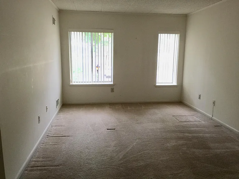 125 Leedom Way — Photo 10