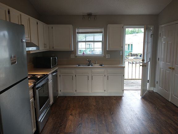 4th image of 101 Benin Ct Unit A
