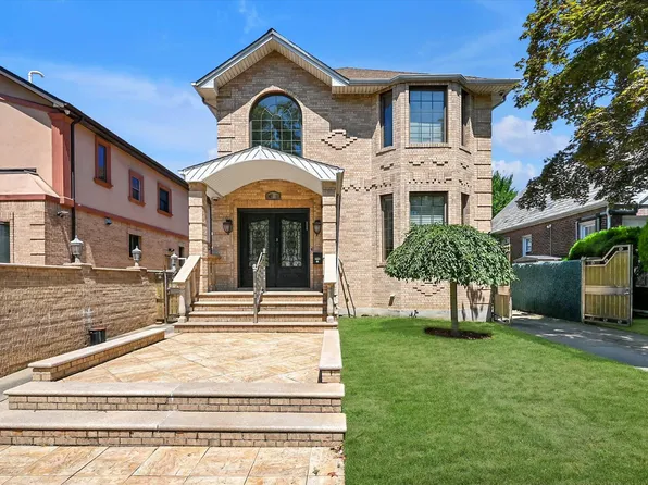 147-11 Jewel Avenue, Kew Garden Hills, NY 11367