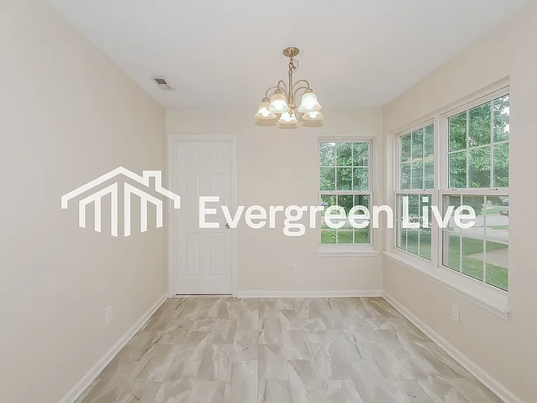 2719 Wortham Way — Photo 7