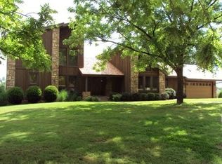 9600 Summers Rd, Rogers, AR 72756