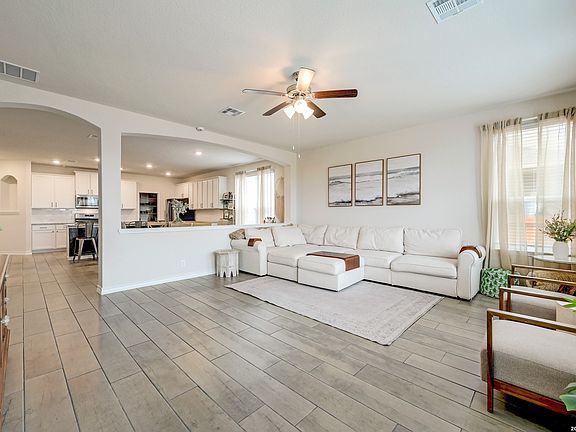 5th image of 710 Overlook Ridge