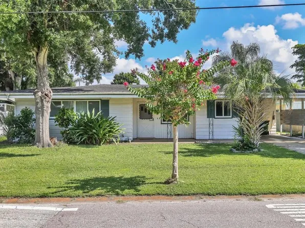 2733 Wood St, Sarasota, FL 34237
