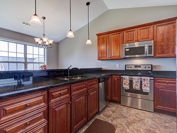 3rd image of 5406 Boulder Way