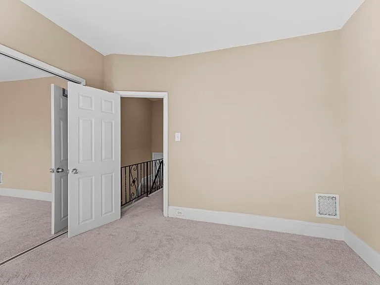 2223 Winton St — Photo 7