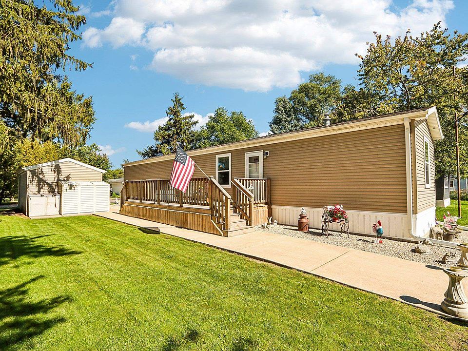 1st image of 15941 Durand Ave #4B