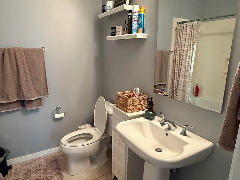 1 E Lexington Ave #510 — Photo 15