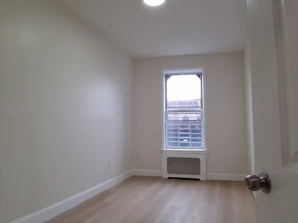 3224 Fulton St, Brooklyn, NY
