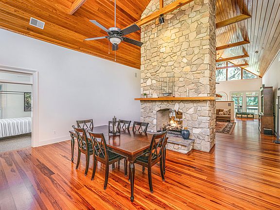 14th image of this home