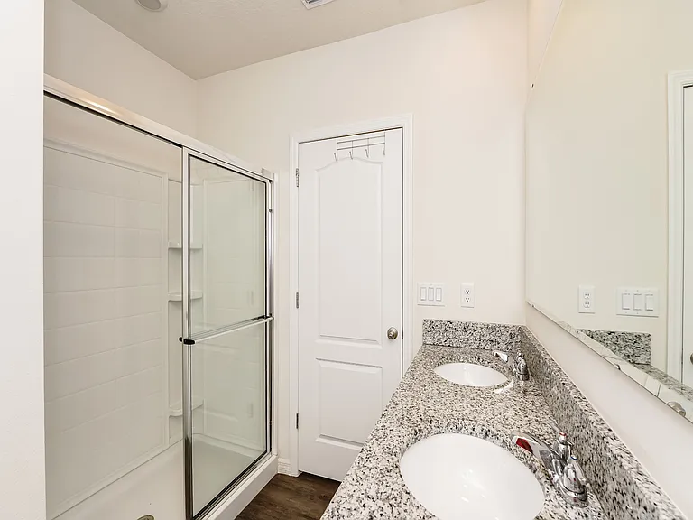 48 Center Grande Rd — Photo 8
