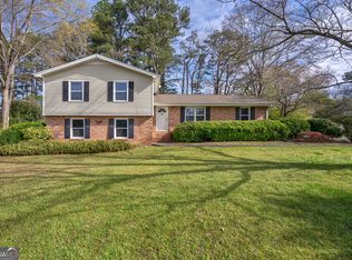 2896 Elizabeth Ln, Snellville, GA