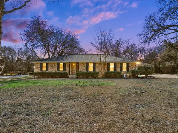 412 Spinner Rd, Desoto, TX 75115